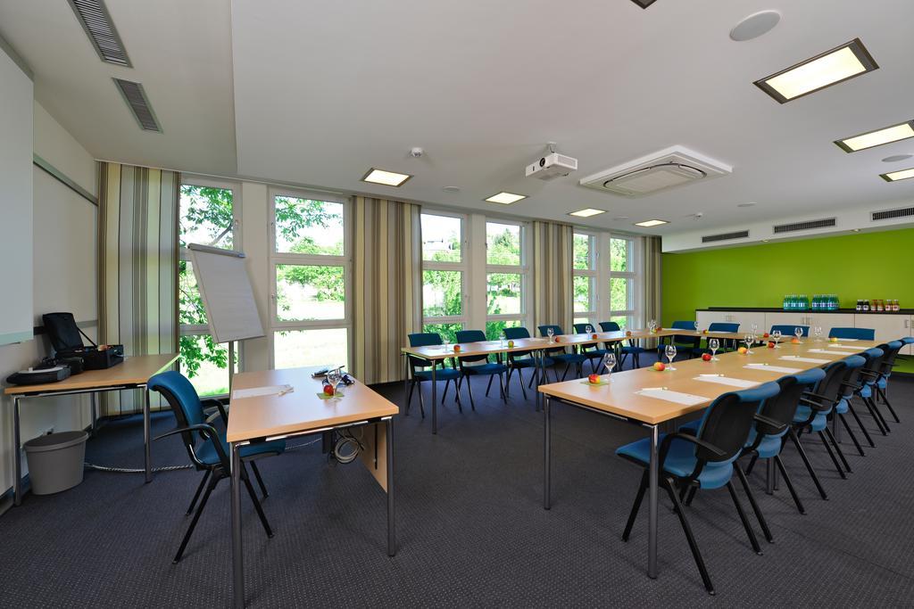 Tagungszentrum Schmerlenbach 호스바흐 외부 사진